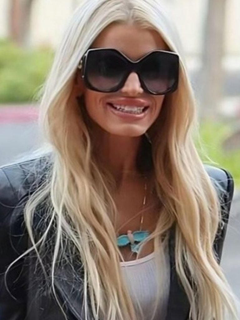 Gucci Gg0875s 001 Sunglasses Black Square Frame, Grey Lenses